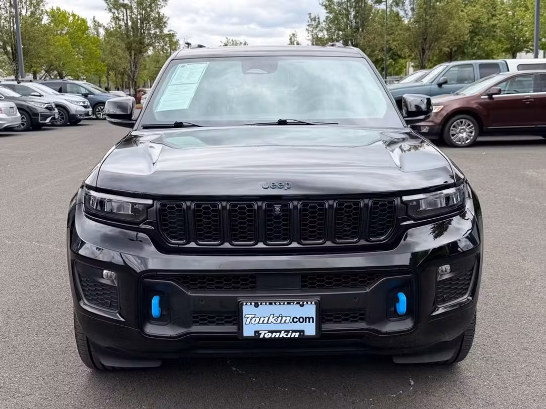 2024 Jeep Grand Cherokee 4xe - Image 3