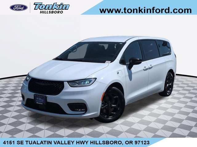 2024 Chrysler Pacifica Hybrid Select S Appearance