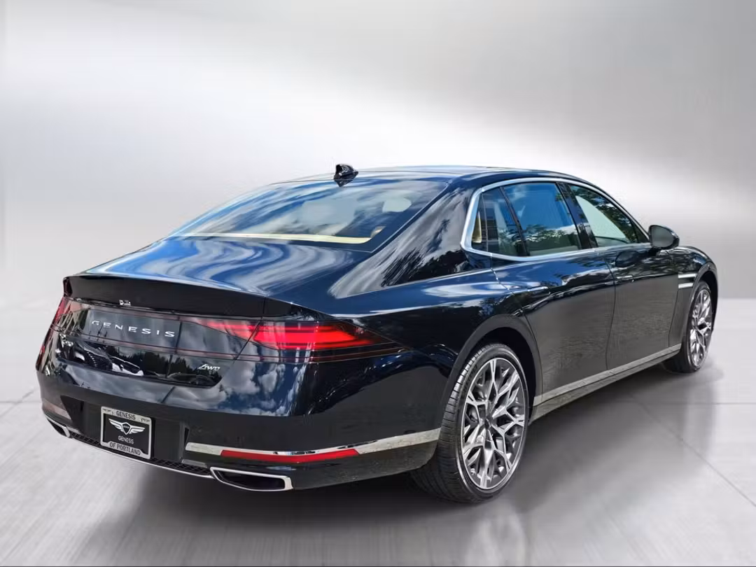 2026 Genesis G90 3.5T eSC - Image 3