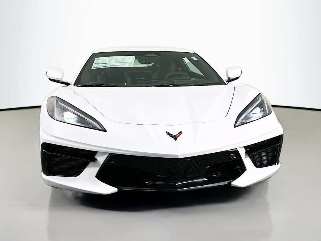 2026 Chevrolet Corvette Stingray - Image 2