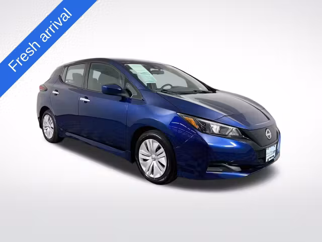 2023 Nissan LEAF S