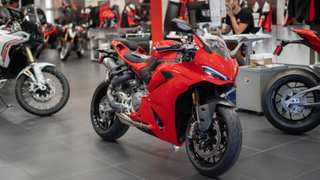 2026 Ducati Panigale V2