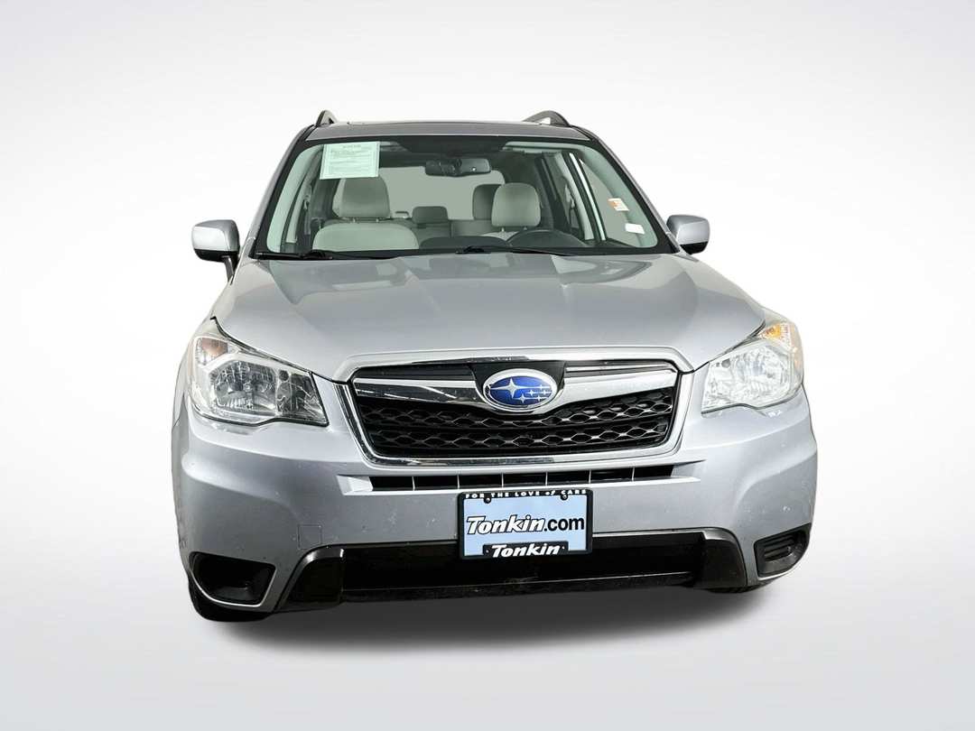 2016 Subaru Forester 2.5i Premium - Image 2