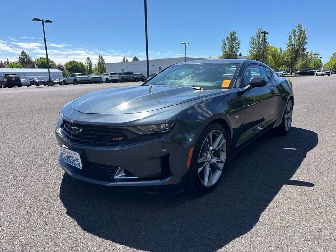 2019 Chevrolet Camaro 1LT - Image 3