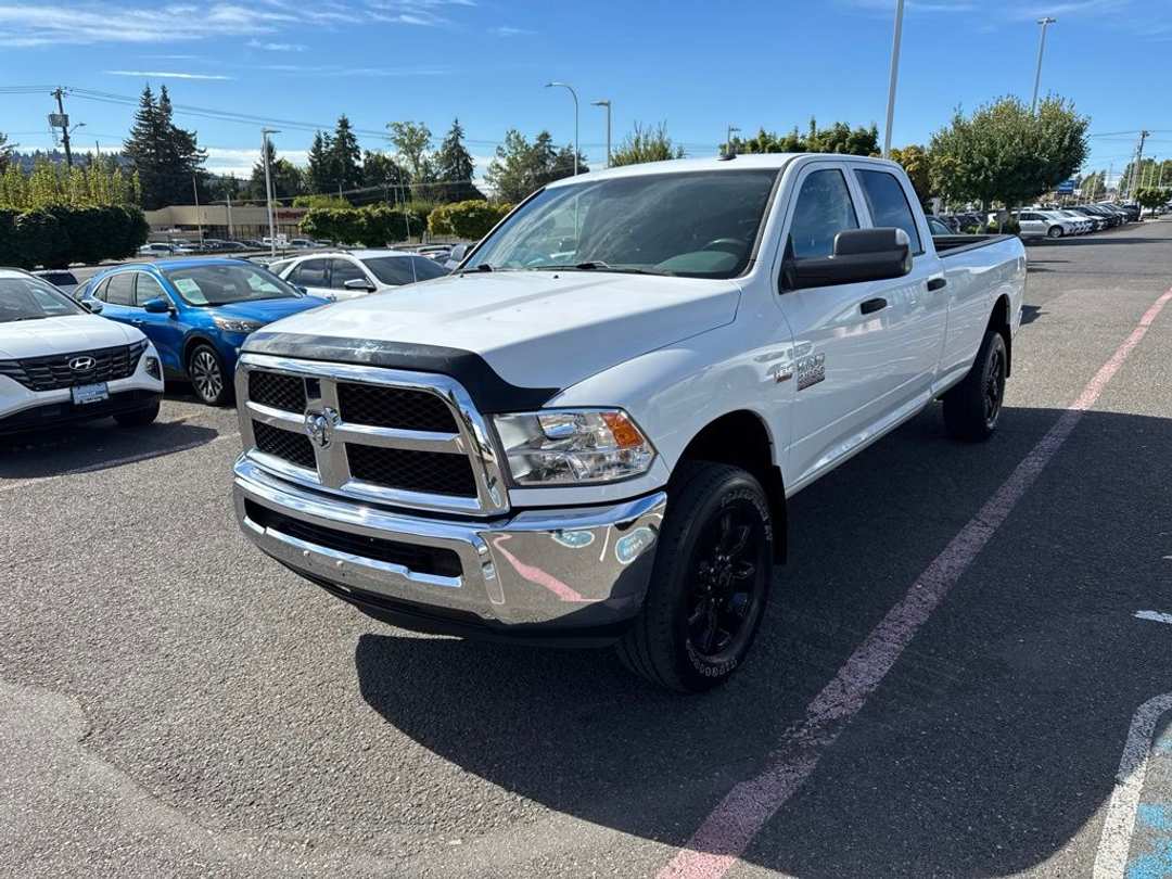 2018 Ram 2500 Tradesman - Image 3