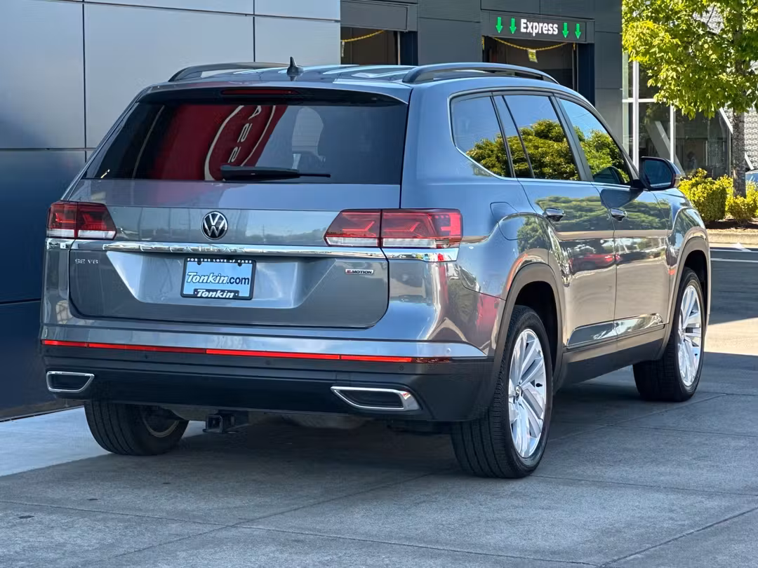 2021 Volkswagen Atlas 3.6L V6 SE w/Technology - Image 3