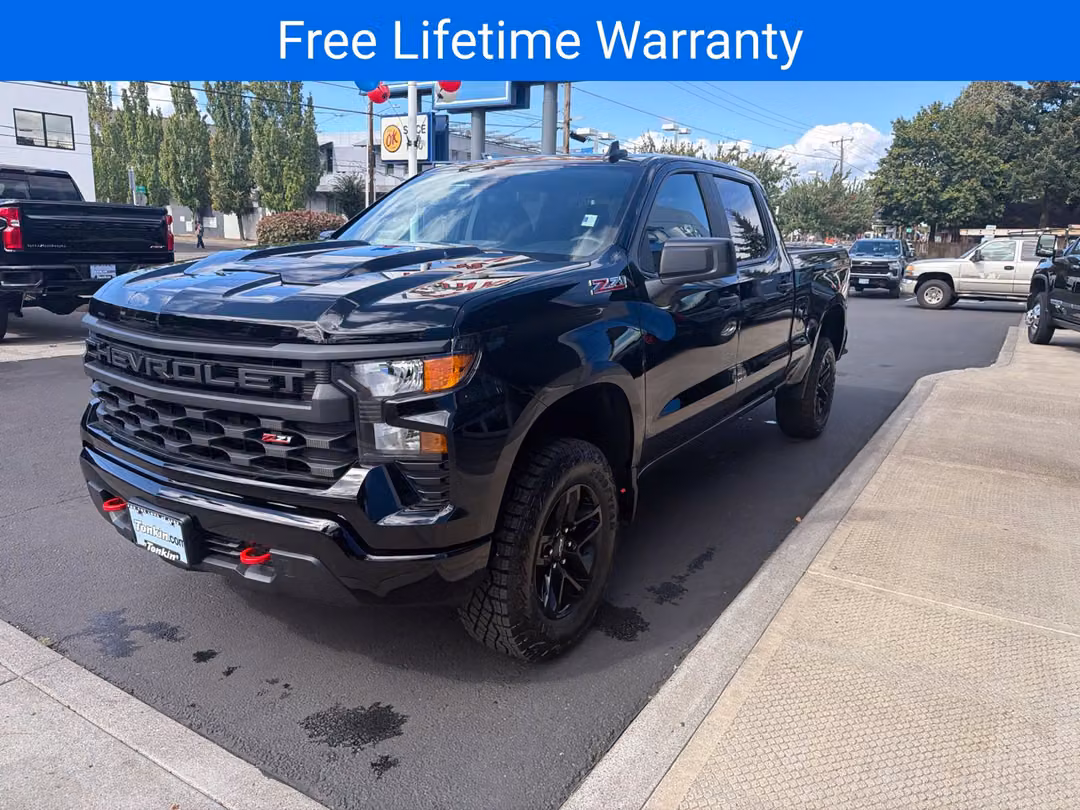 2026 Chevrolet Silverado 1500 Custom Trail Boss - Image 2