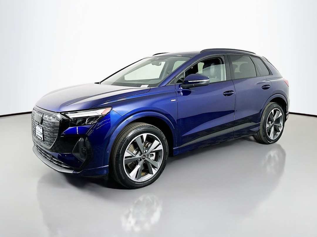 2023 Audi Q4 E-Tron Premium Plus Black Optic Pano Roof - Image 3