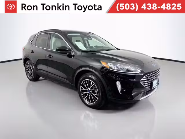 2022 Ford Escape Plug-In Hybrid Titanium