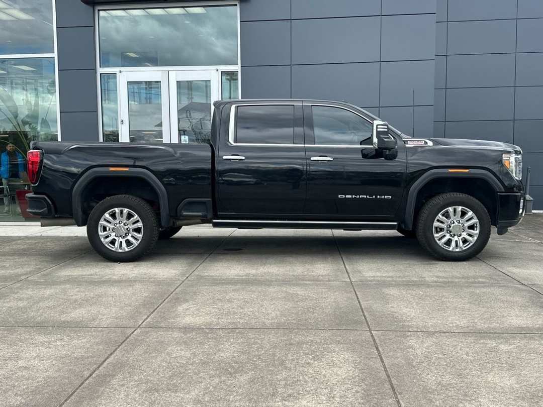 2022 GMC Sierra 3500Hd Denali - Image 2