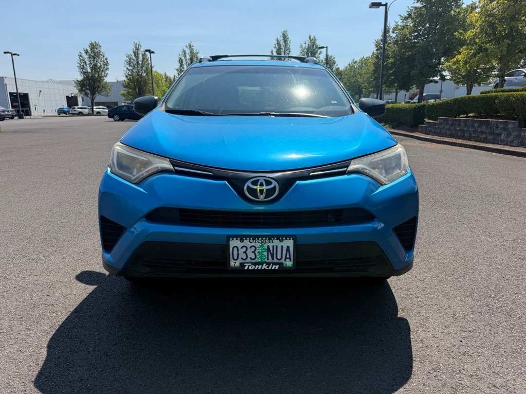 2016 Toyota Rav4 LE - Image 2