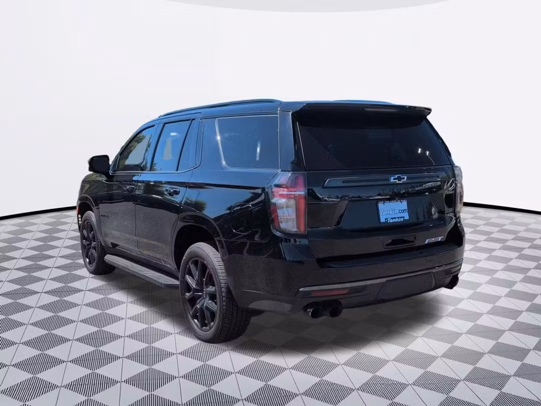 2022 Chevrolet Tahoe RST - Image 3