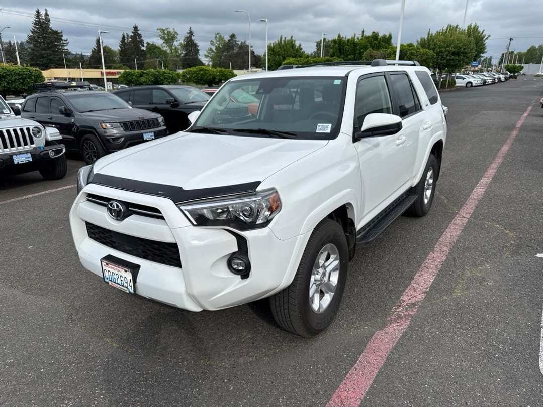 2022 Toyota 4Runner SR5 - Image 3