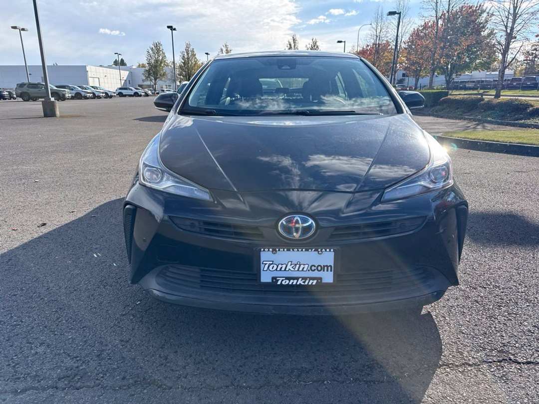 2022 Toyota Prius LE - Image 2