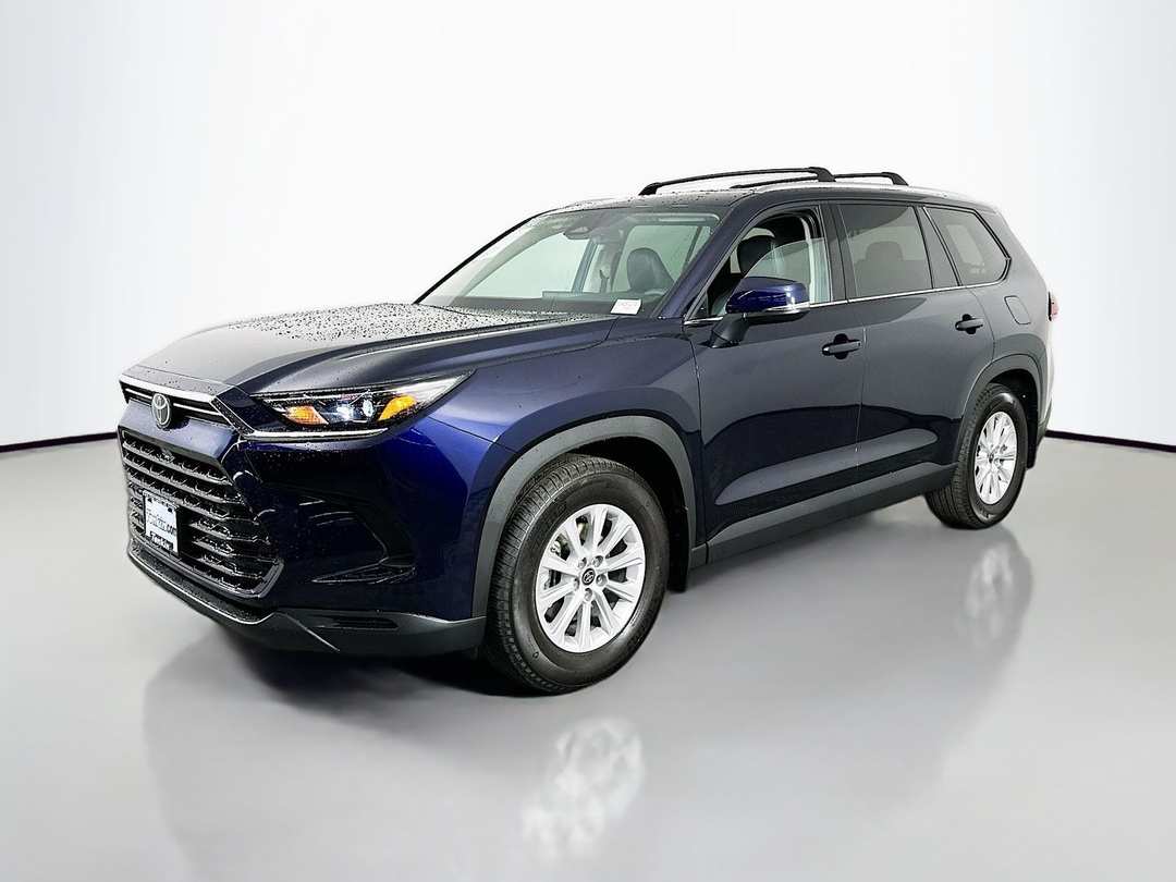 2026 Toyota Grand Highlander Hybrid XLE - Image 3