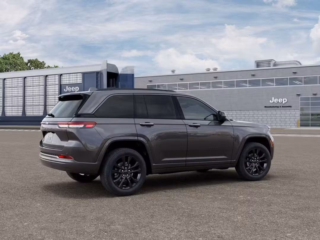 2026 Jeep Grand Cherokee Limited - Image 2