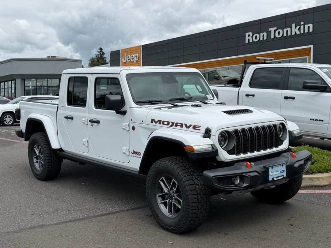 2026 Jeep Gladiator Mojave - Image 2
