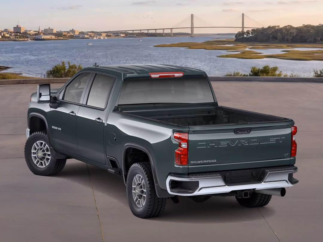 2026 Chevrolet Silverado 2500Hd LT - Image 2
