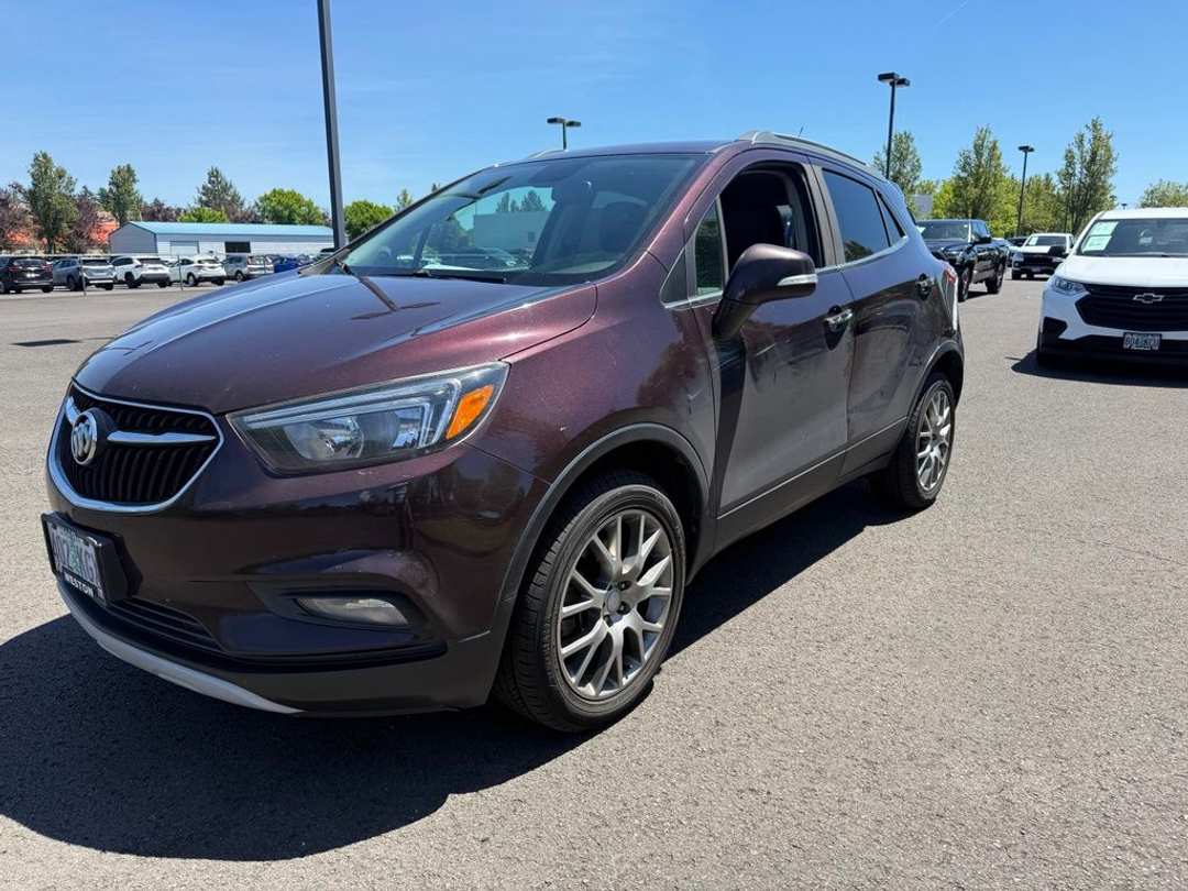 2017 Buick Encore Sport Touring - Image 3