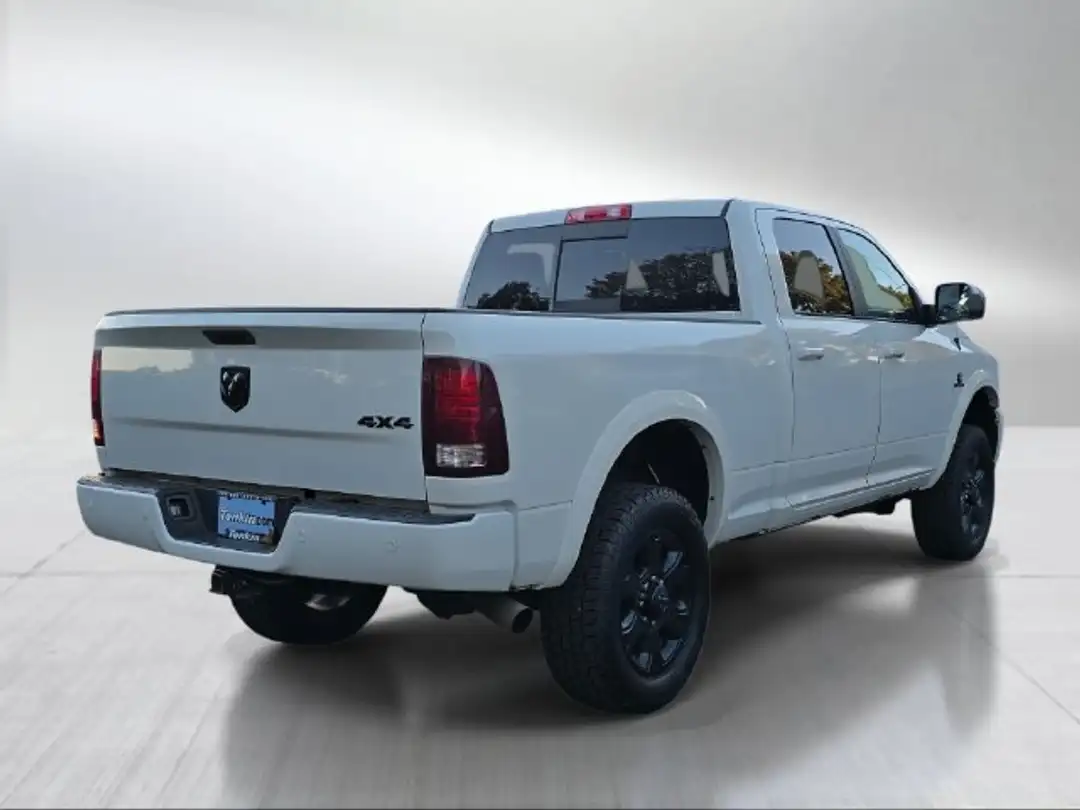 2016 Ram 2500 Laramie - Image 3