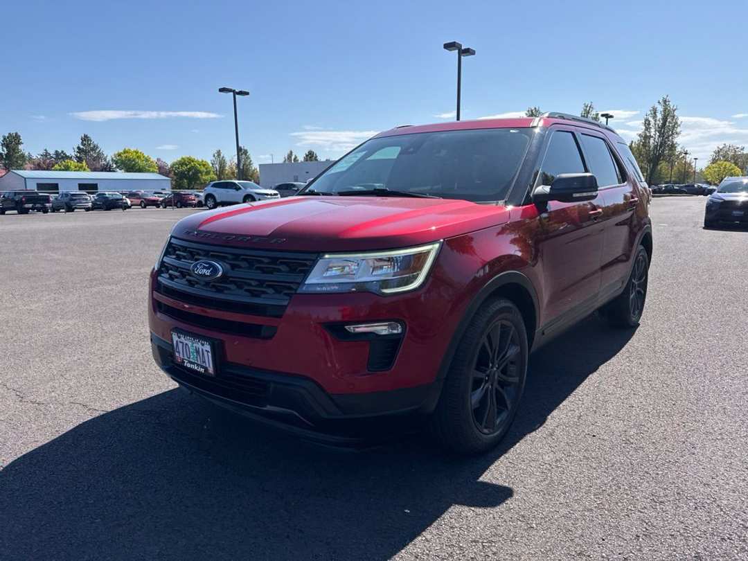 2019 Ford Explorer XLT - Image 3