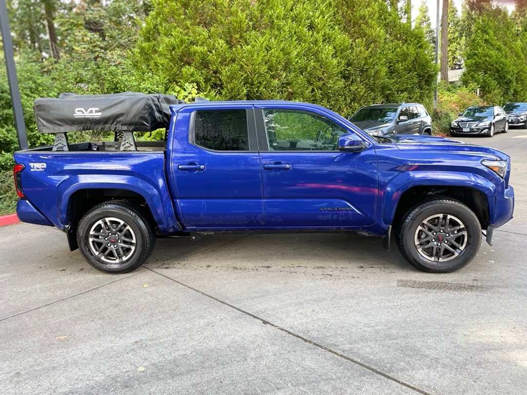 2024 Toyota Tacoma TRD Sport - Image 3