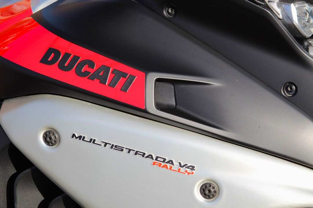 2024 Ducati Mts V4 Rally - Image 3