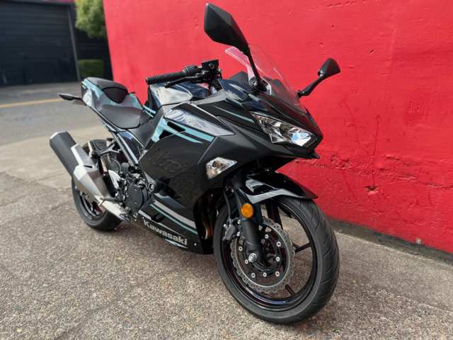 2020 KAWASAKI Ninja 400